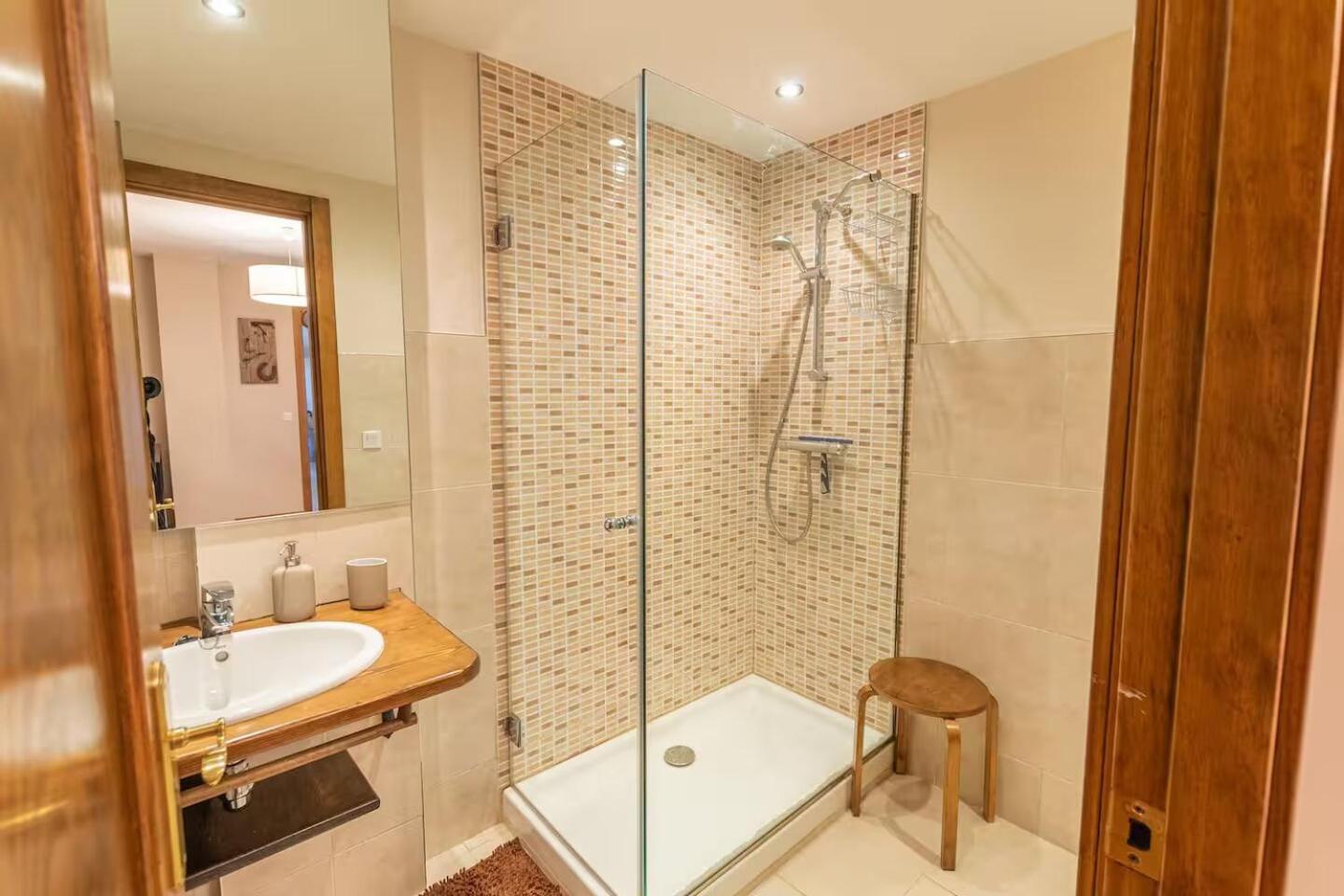 Apartament Les Costes Del Cadi Estavar エクステリア 写真